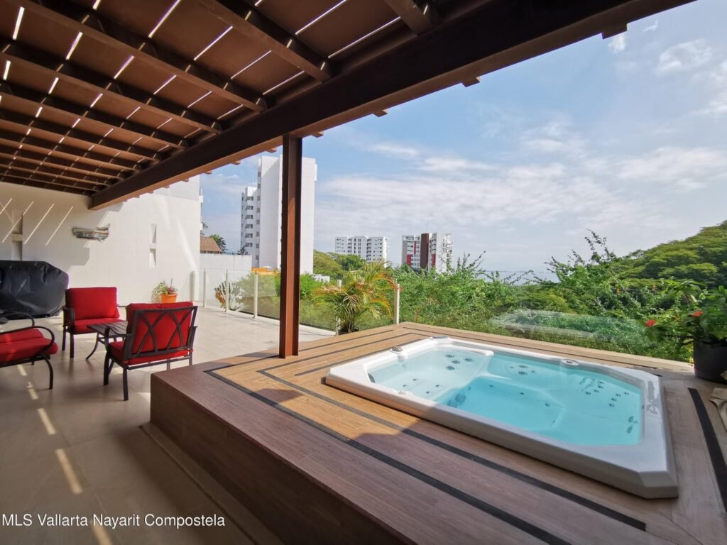 acuzzi privado terraza Delta IV Unidad 102 Alamar