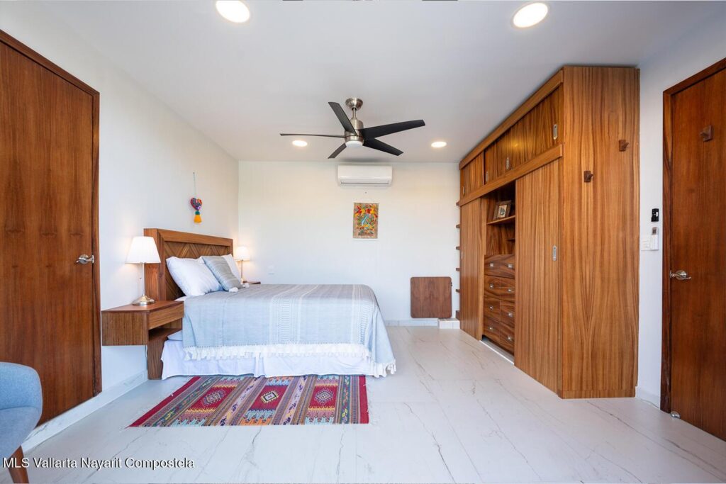 Condo in Ocean Singer For sale