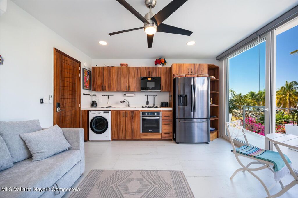 Condo in Ocean Singer For sale