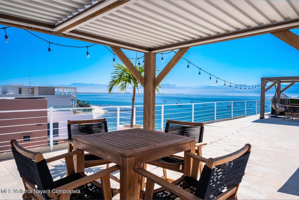 Condo in Ocean Singer For sale